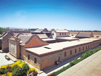 <p>　　董府全景。</p>