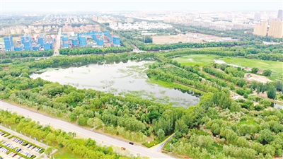 吳忠市聚焦綠色發(fā)展先行市建設目標，深入推進生態(tài)環(huán)境保護工作，生態(tài)環(huán)境質量得到明顯改善。          本報實習生 彭斌 攝